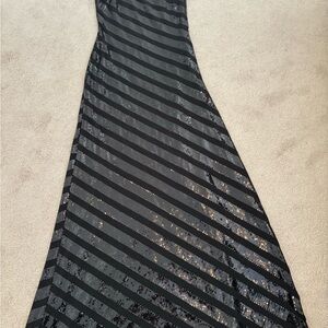 Elegant Black and Gray Sleeveless Maxi Gown for Prom